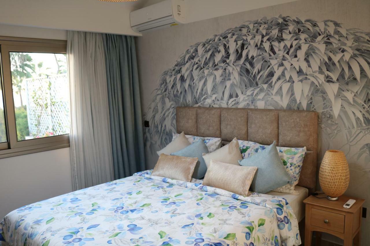 Yulya Villa By Taimoura Paphos Buitenkant foto