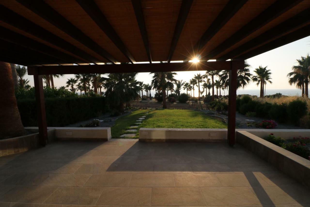 Yulya Villa By Taimoura Paphos Buitenkant foto