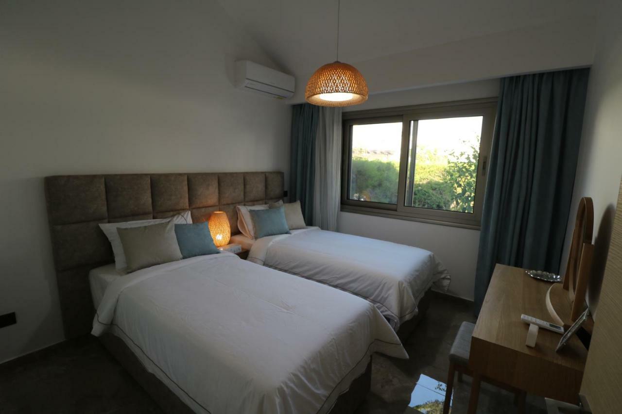 Yulya Villa By Taimoura Paphos Buitenkant foto