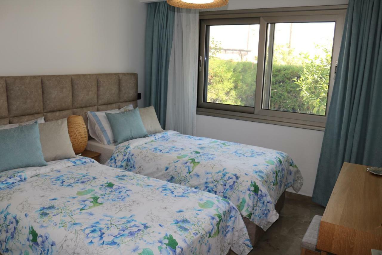 Yulya Villa By Taimoura Paphos Buitenkant foto